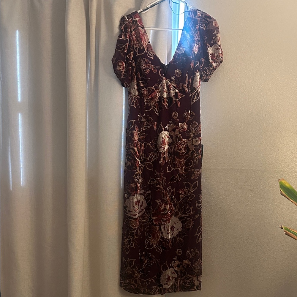 Lulus Floral V-Neck Dress